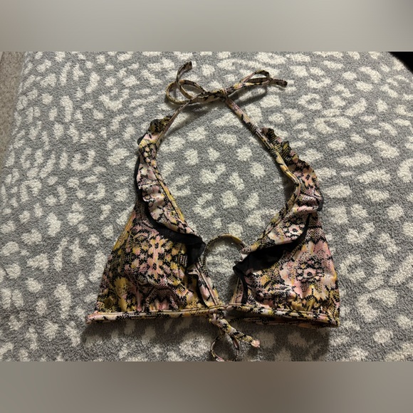 Volcom Bikini Top - Picture 1 of 7